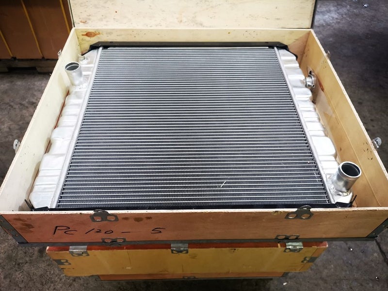 Hydraulic oil cooler for Komatsu PC120-5 / PC120-3 part no:2030341380 570W*715H Carousel 2