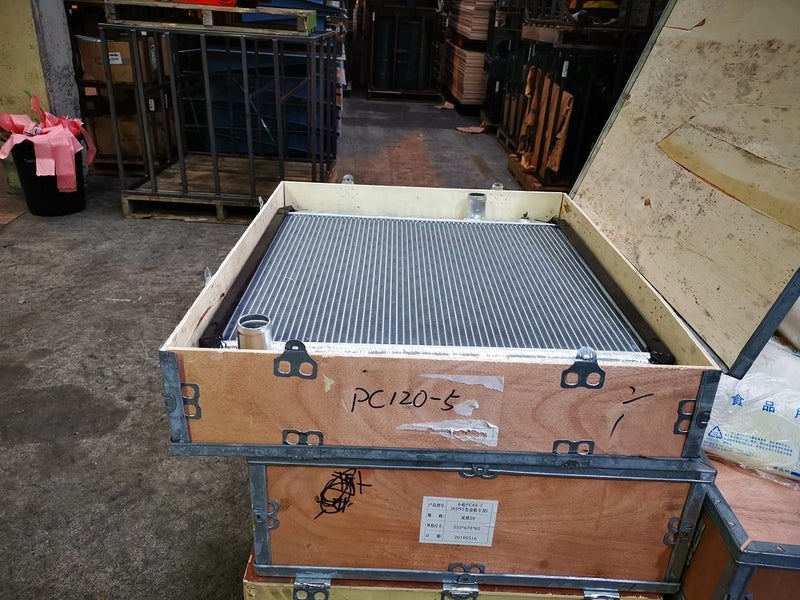 Hydraulic oil cooler for Komatsu PC120-5 / PC120-3 part no:2030341380 570W*715H Carousel 3