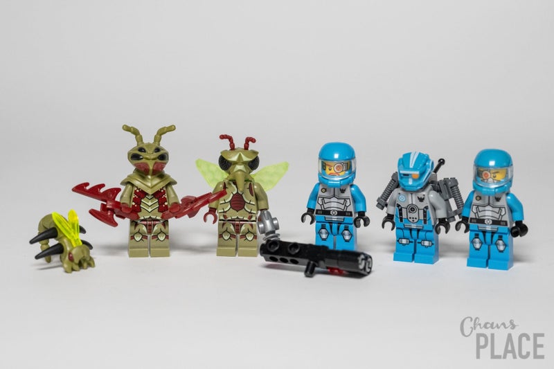 LEGO Galaxy Squad 70709 - Galactic Titan (2013) Carousel 2