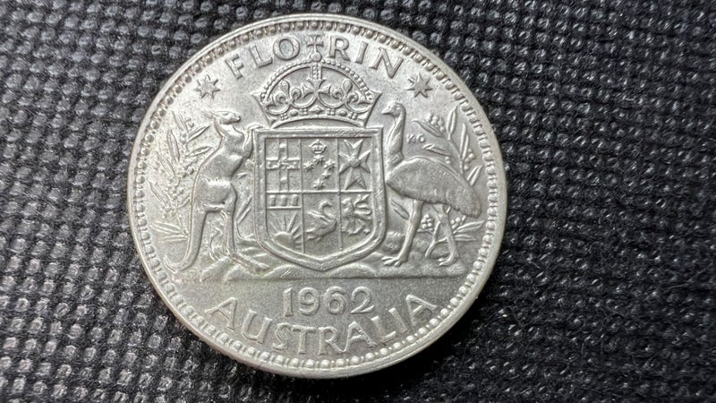 1962 Australian One Florin Silver Coin - High Grade - Lot Y482 Carousel 1
