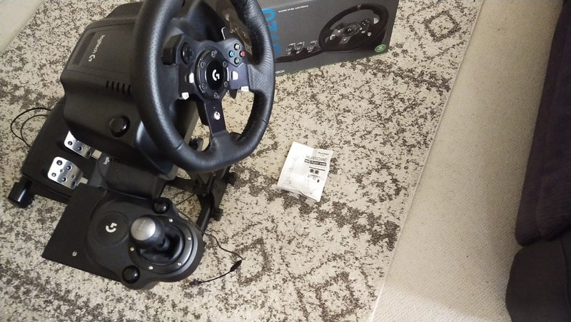 Bulk sale sim, shifter, wheel, pedals Logitech and playmax Carousel 1