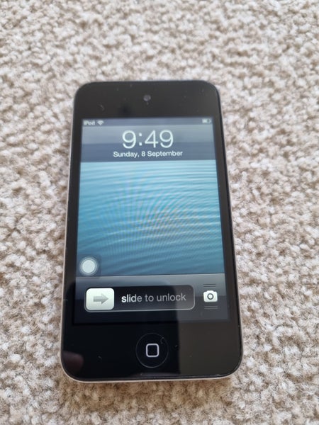 iPod Touch 4th Gen (8gb) Carousel 1