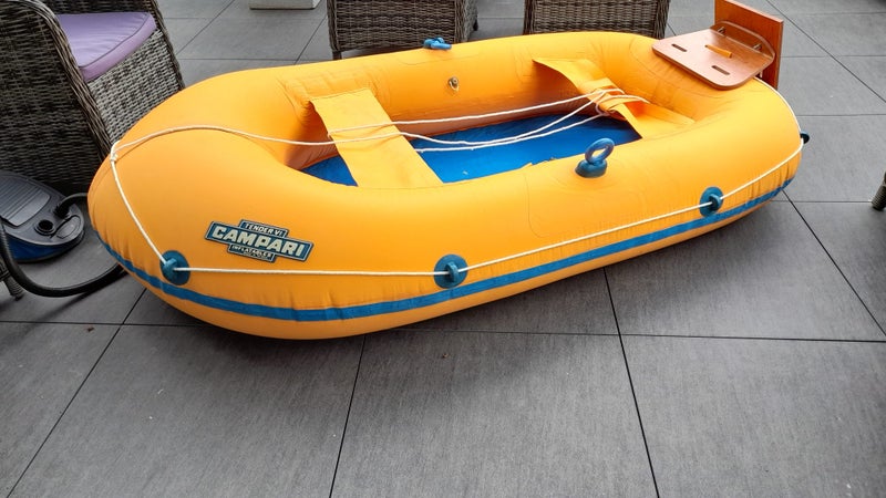 Heavy Duty Inflatable Boat/Dinghy + Oars Carousel 1