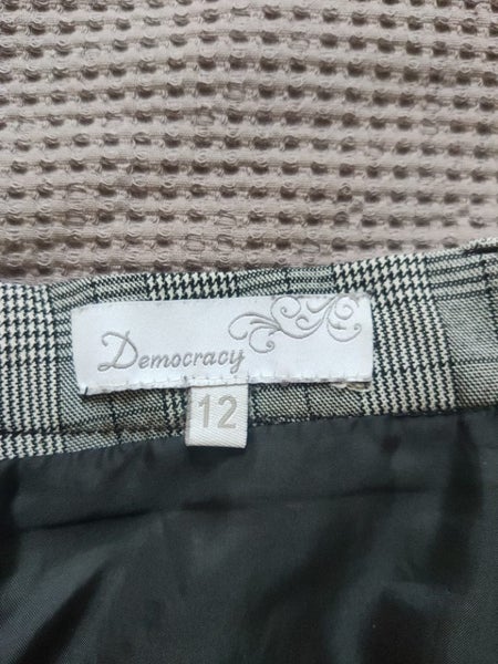 $1R, Skirt, Grey chequered pattern, Democracy, size 12 Carousel 4