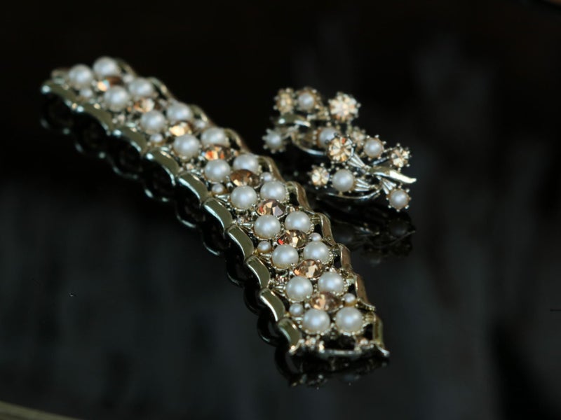 Vintage Signed Coro Bracelet e/r set faux Peal Champagne Crystal Links 1950s Carousel 2