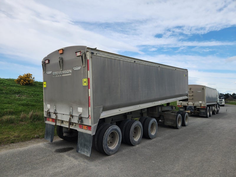 2014 Volvo FM500 8 x 4 Truck and 5 Axle Trailer...62867854294147114