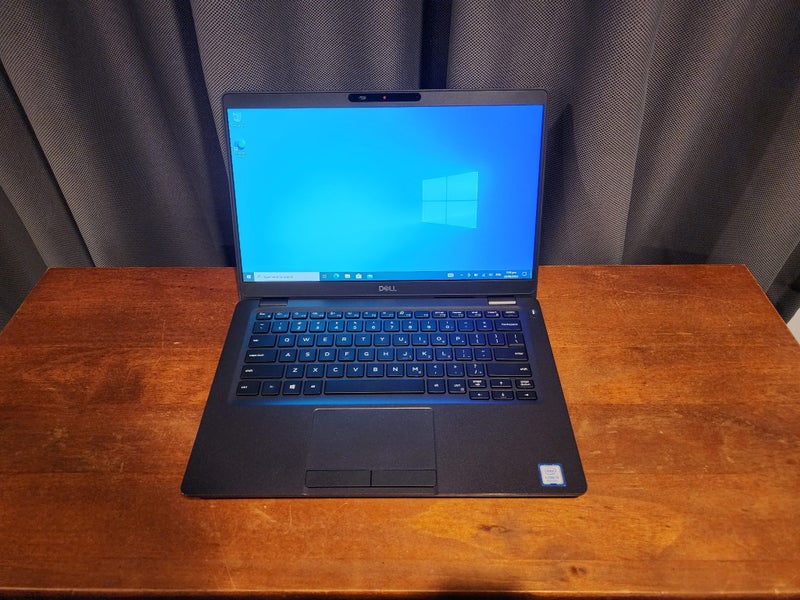 Dell Latitude 5300 Business Laptop / i5 8365U / 8 GB RAM / 256GB SSD62867851737601111