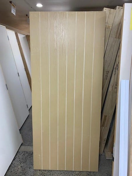 DURAMAX EXTERIOR FIBREGLASS VERTICAL GROOVE DOOR 1980MM HIGH X 860MM WIDE Carousel 1