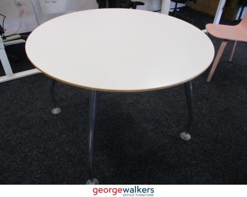 PR5396 - White Round Meeting Table Carousel 1