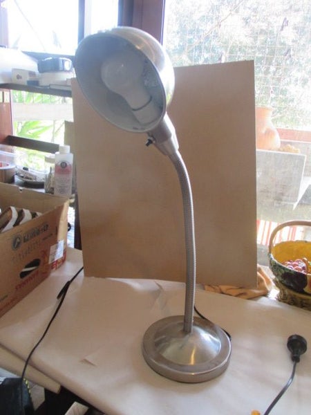 ANGLE POISE FLEXIBLE LAMP Carousel 1