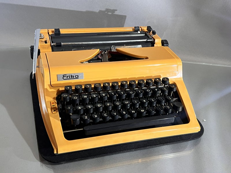Orange Erika 100-106 Typewriter (1983) - with Case, Instructions & Receipt Carousel 2