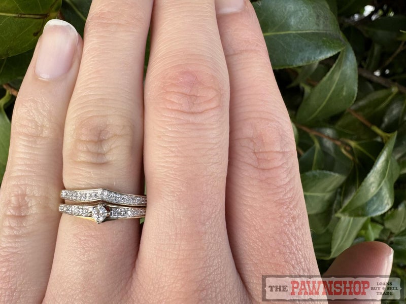 9ct Yellow Gold Diamond Solitaire Ring Set Carousel 2
