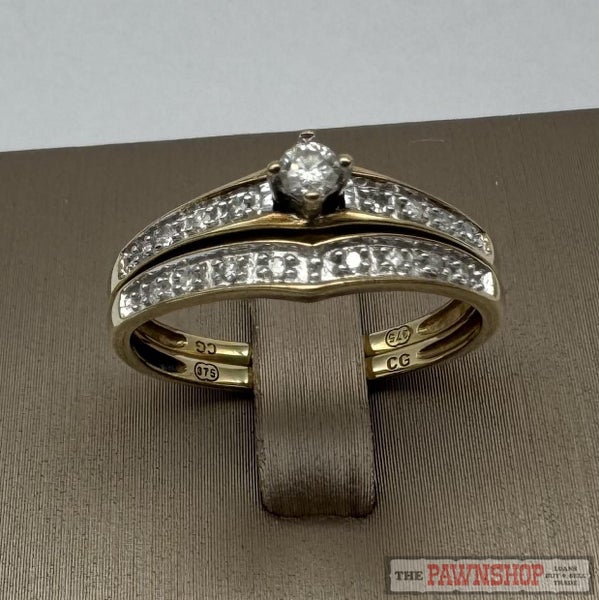 9ct Yellow Gold Diamond Solitaire Ring Set Carousel 1
