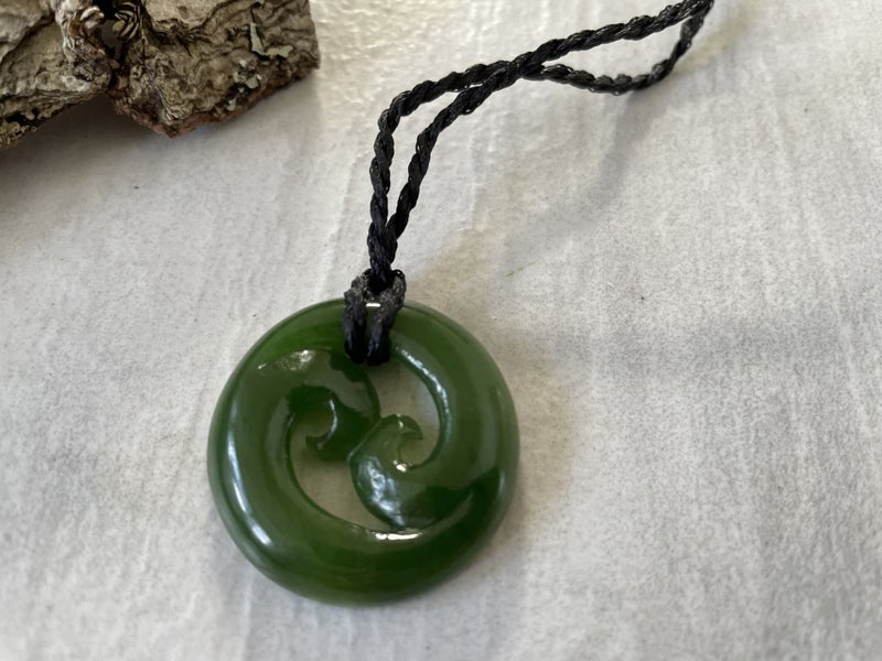 Greenstone Nephrite Jade Double Koru 30mm CSDODK30 Carousel 2