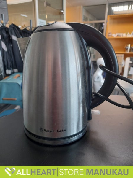 B/E-Russell Hobbs - 1.7 Litre - Kettle Carousel 1