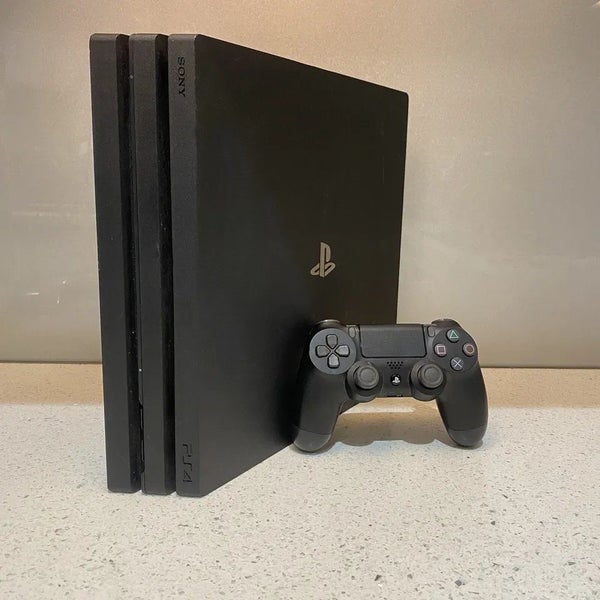 PS4 Pro 1TB Black Carousel 1