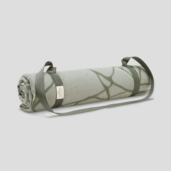 Kathmandu Roamer Picnic Rug - Medium Carousel 1