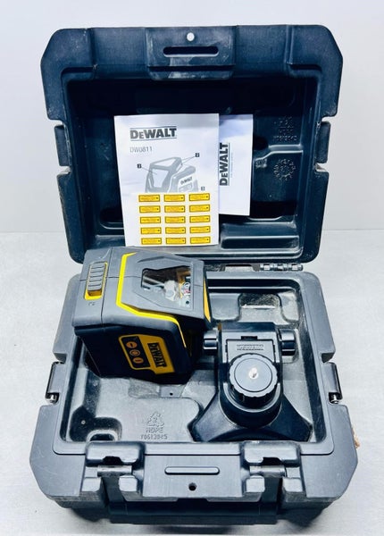 DEWALT DW0811-XJ 360 Cross Line Laser Carousel 1