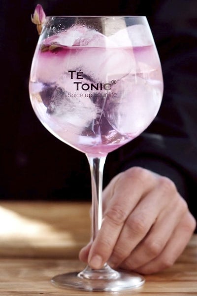 Te Tonic Cocktail Infusers Gin and Tonic Carousel 2