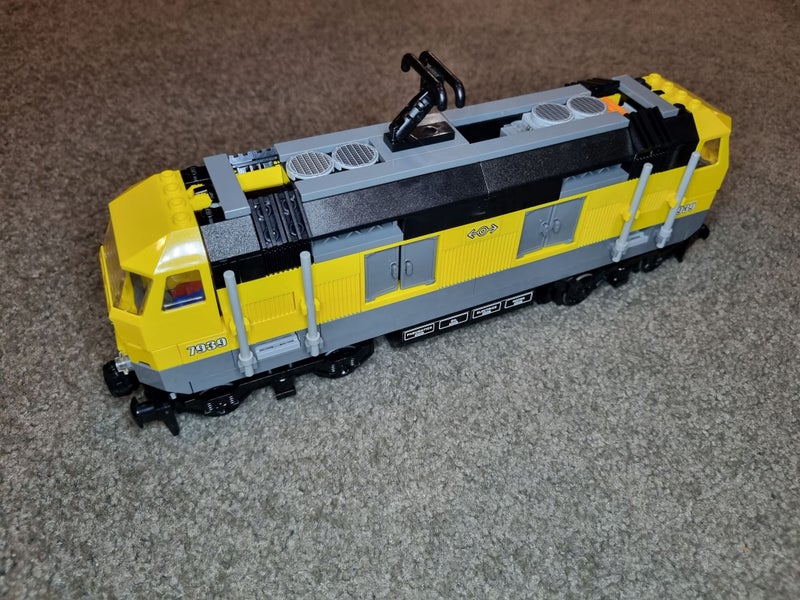 7939 Lego City Cargo Train Locomotive Including Power Functions Carousel 2