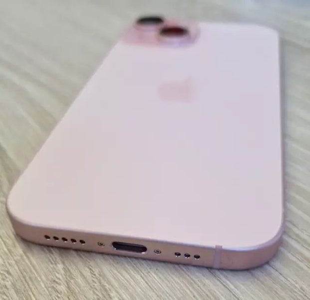 iPhone 15 128GB Pink Carousel 2