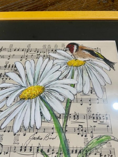 A fabulous & quirky ORIGINAL Jackie Bird Acrylic Goldfinch on Shasta Daisy62854319809666111