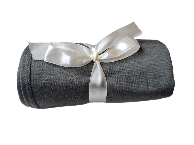 BabyBundles 100% merino swaddling wrap - 4 colours available Carousel 2