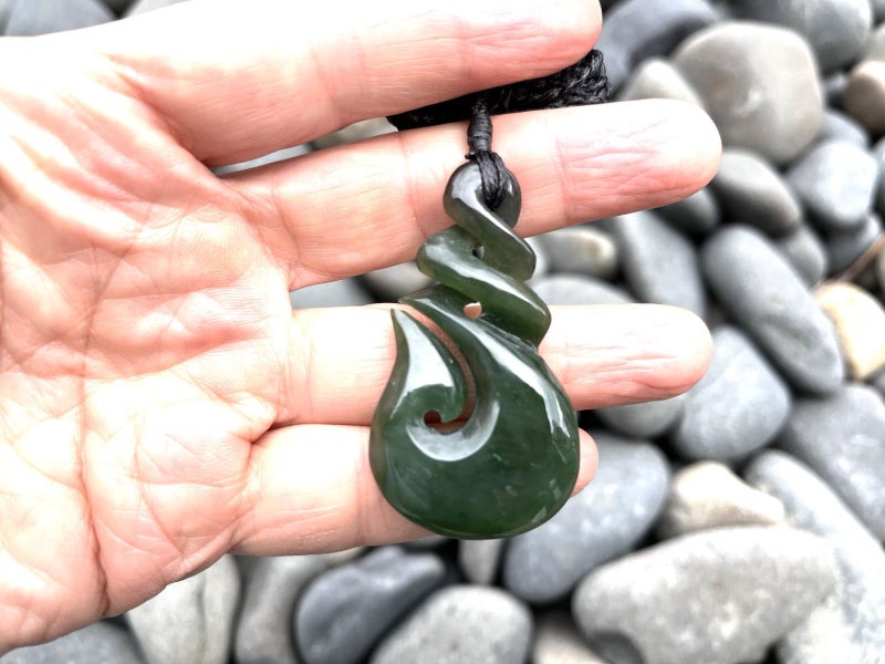 Greenstone Nephrite Jade Combined Hook and Twist #269CS Carousel 2