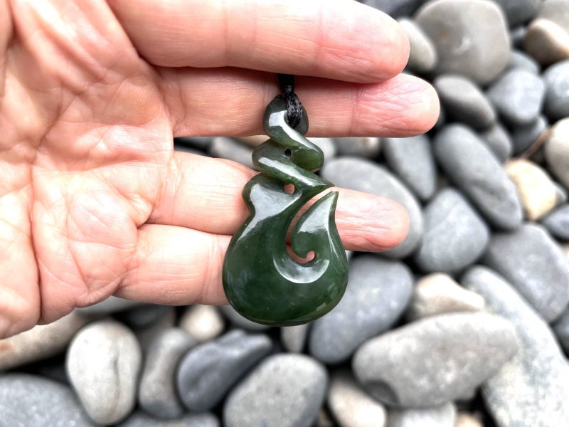 Greenstone Nephrite Jade Combined Hook and Twist #269CS Carousel 1