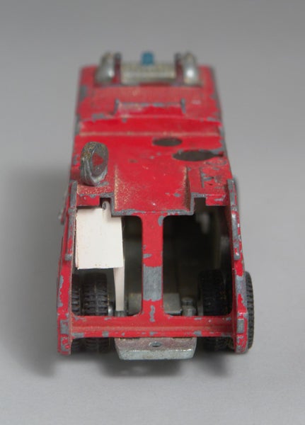 VINTAGE DINKY TOY FIRE TENDER NO 285 Carousel 3