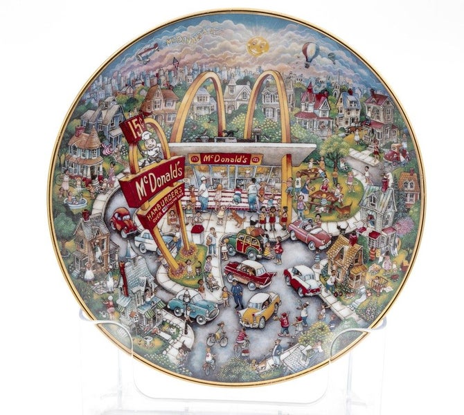 Mc Donalds plate, porcelain Franklin mint edition Carousel 1