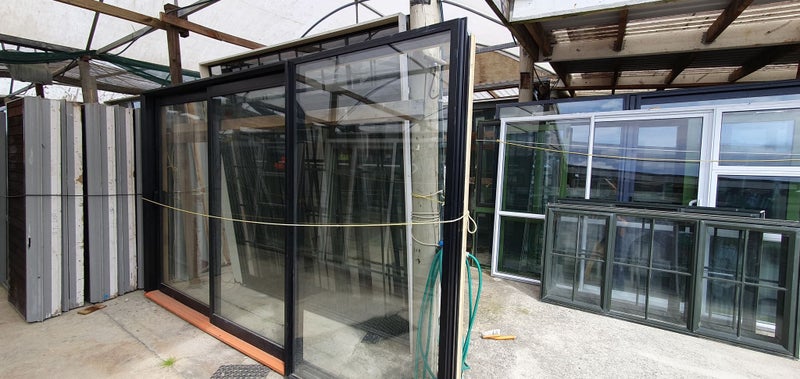 NEW DOUBLE GLAZED, STACKER SLIDER 2210 H x 3600 W Black Carousel 1