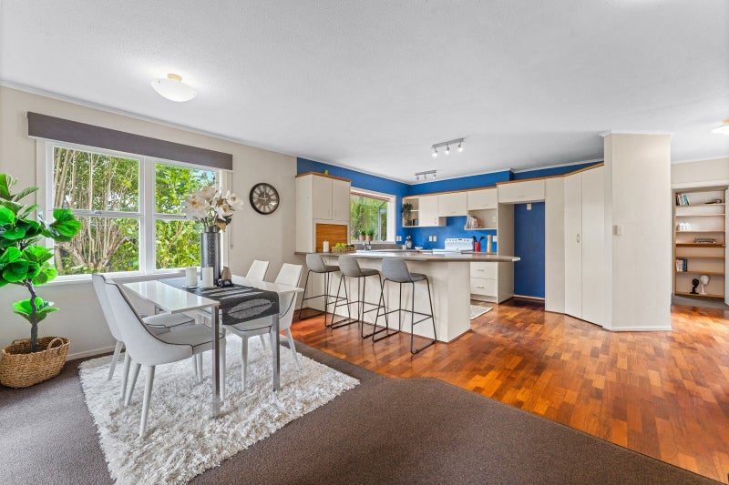 Hillcrest, 5 bedrooms64405894491521110