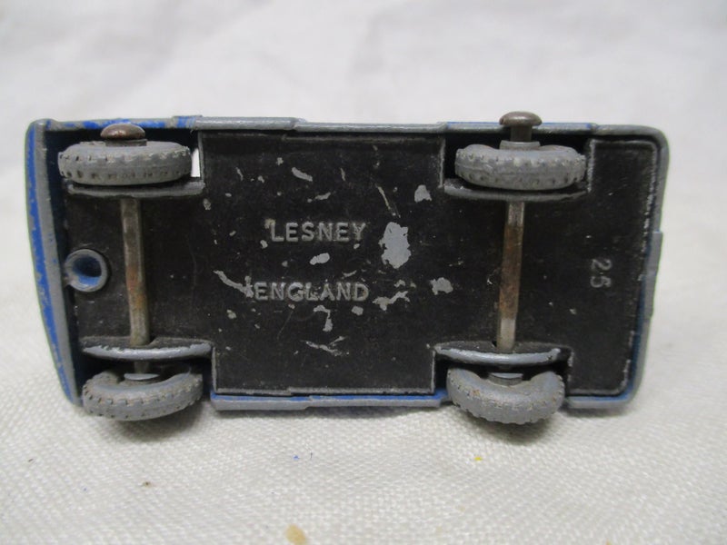 Van By Lesney - Made in England - DKY2 5529 Carousel 5