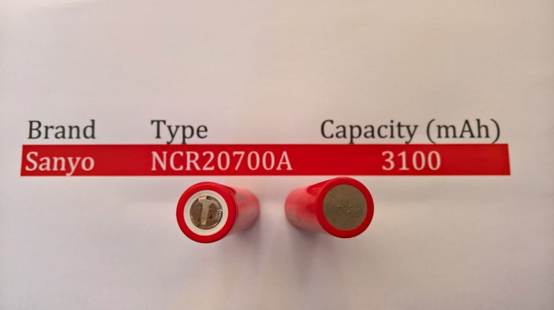 2 pcs Vape / Large Flashlight Battery Sanyo NCR20700A Carousel 1