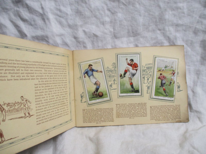 Old Tobacco Cigarette Card Cards Booklet - Association Football - CQ 3740 Carousel 2
