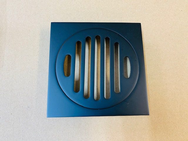 Black Tile grate -- 100mm Carousel 1