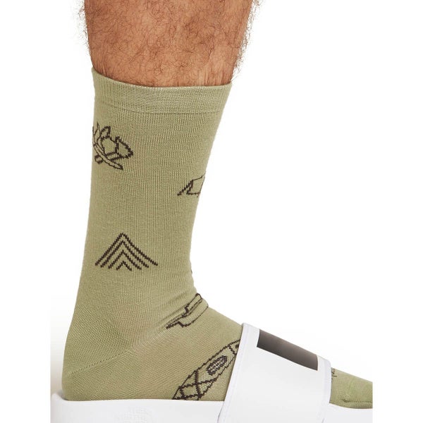 Icebreaker Men's Merino Lifestyle Ultralight Cushion Camp Essentials Crew Soc... Carousel 4