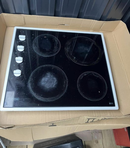 Delonghi 60cm 4 Burner Lifestyle Ceramic Cooktop Carousel 1