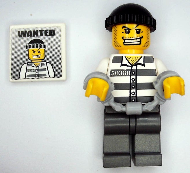 AWESOME LEGO CITY PRISONER MINIFIGURE + BONUS INCLUDING HIS OWN WANTED POSTER! Carousel 2