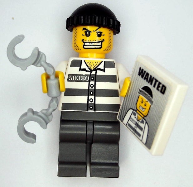 AWESOME LEGO CITY PRISONER MINIFIGURE + BONUS INCLUDING HIS OWN WANTED POSTER! Carousel 3
