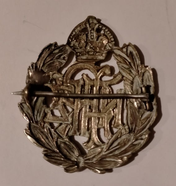 ROYAL NZ AIR FORCE BADGE - CLEARANCE SALE Carousel 2