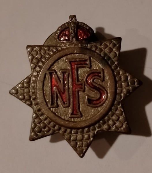BRITISH NATIONAL FIRE SERVICE BADGE - CLEARANCE SALE Carousel 1