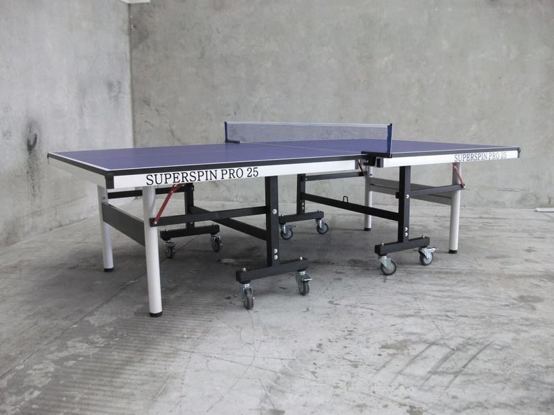Table Tennis Table - "Superspin Pro 25" - Includes Bats, Balls and Net!628647365866271110
