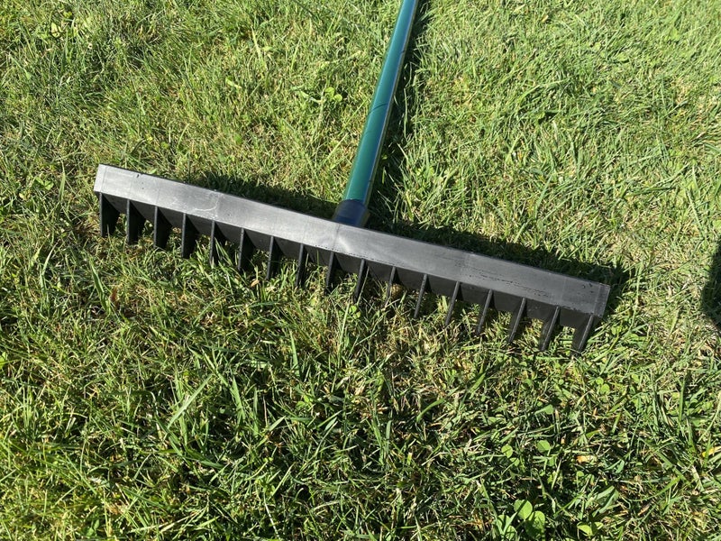 Razor Rake - Golf - 410mm wide, move less sand around the bunker Carousel 2