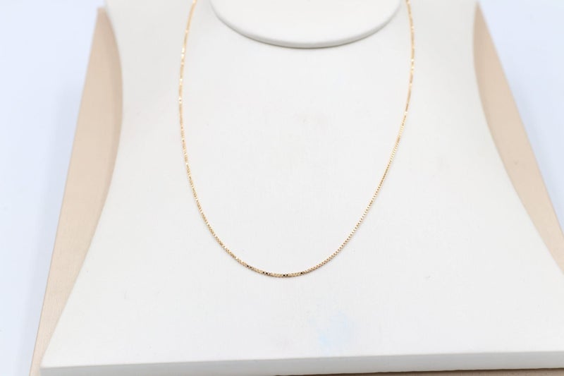 9ct Gold Italian Box Chain 45cms Carousel 1