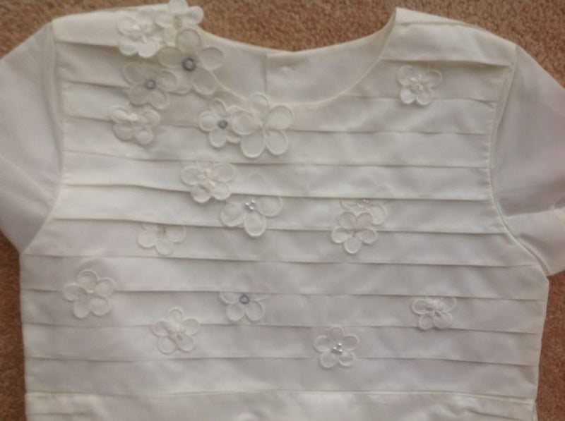 SALE! flower girl dress, size3 Carousel 3