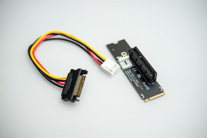 M.2 to PCIe adapter Carousel 2