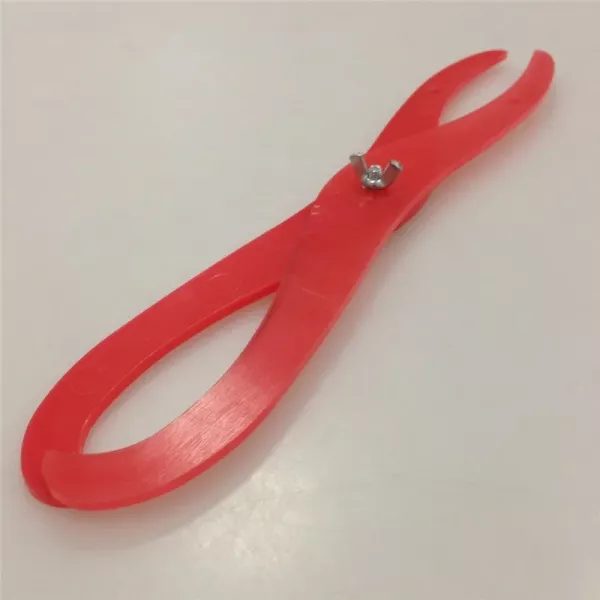 6" Length Bent Leg Plastic Caliper For Clay Sculpture Ceramic Measuring Pottery Carousel 1