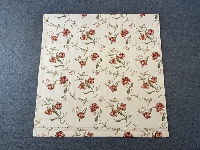 Roman Blind (Floral on White Background) - OR Custom Make With Your Own Fabric Carousel 1